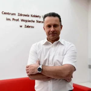 dr Dariusz Student